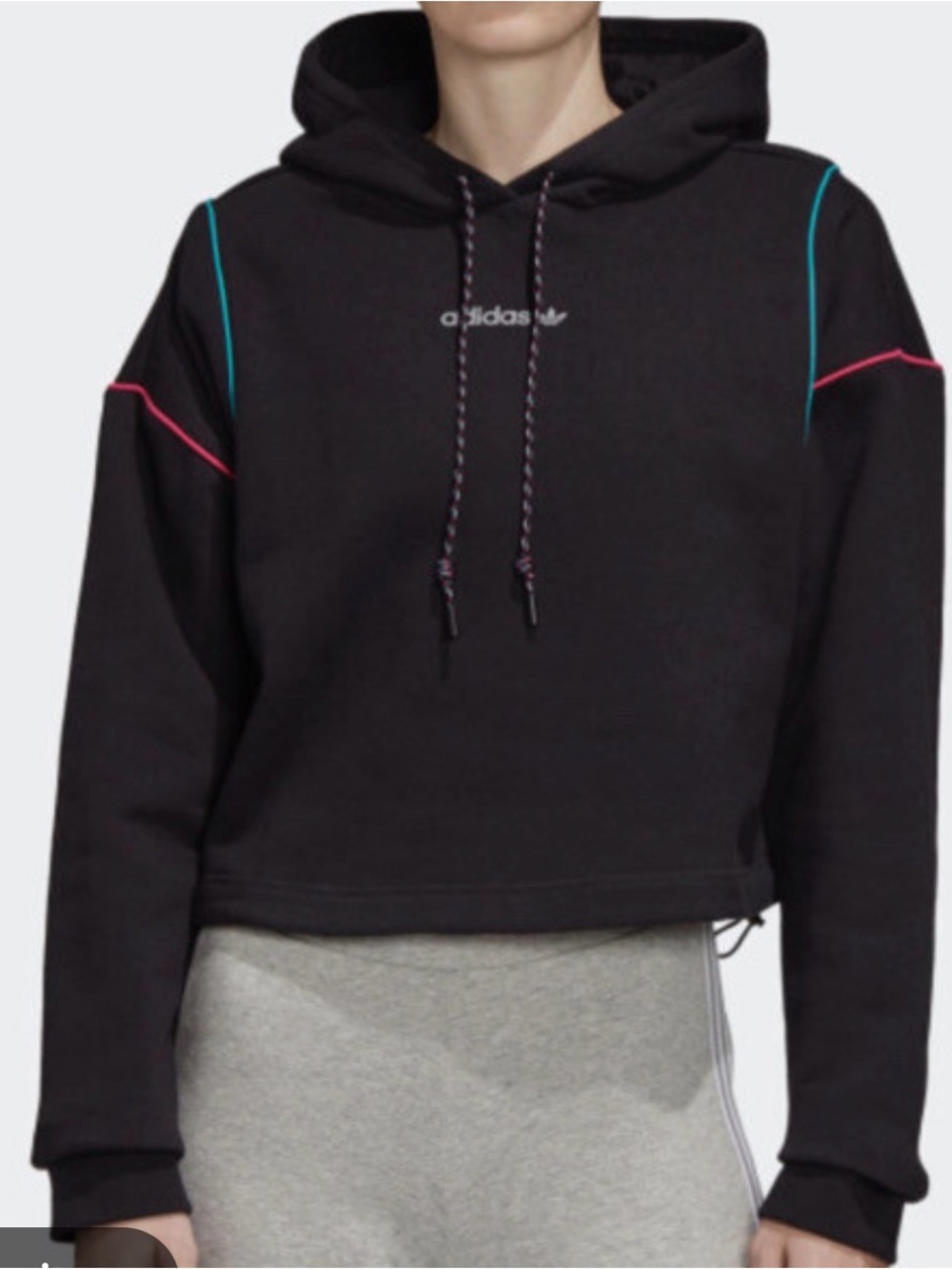 Women's Sweater Subcategory Classification - Picture 3 of 3